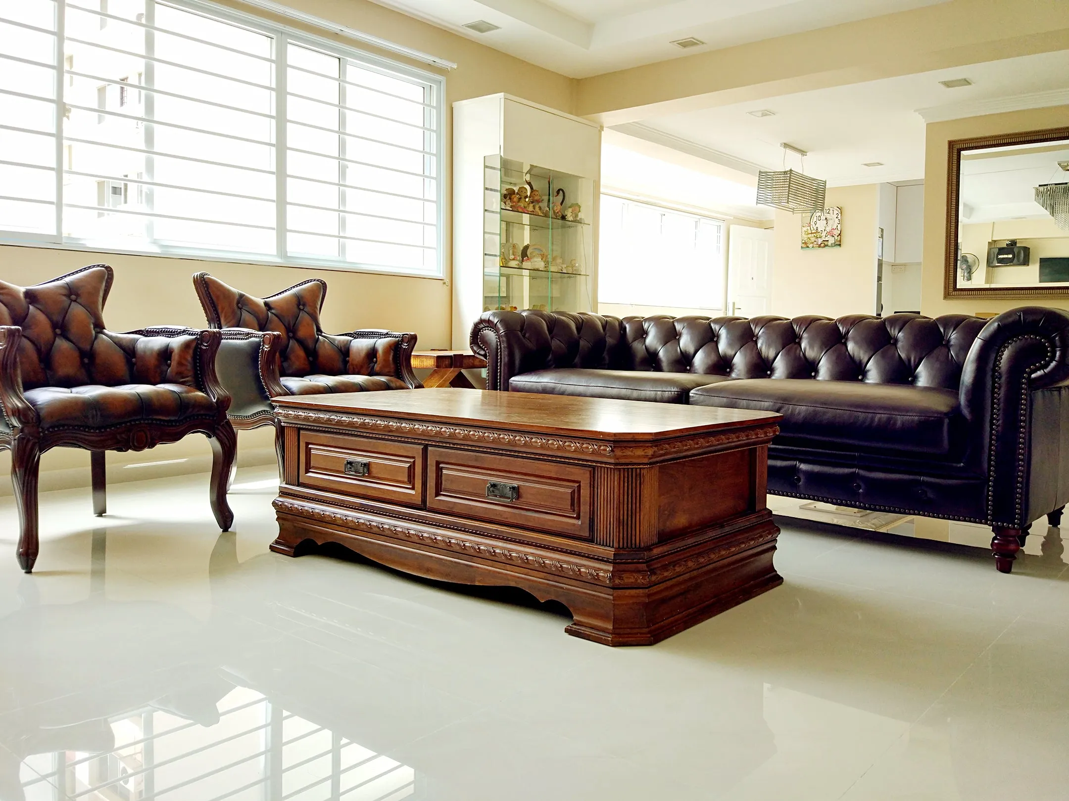 ARIEL WOODEN CARVING LEATHER ARMCHAIR