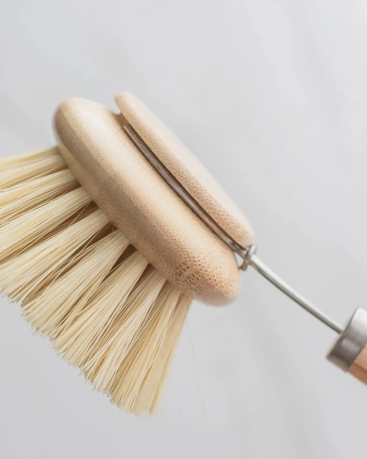 CASA AGAVE® Long Handle Dish Brush