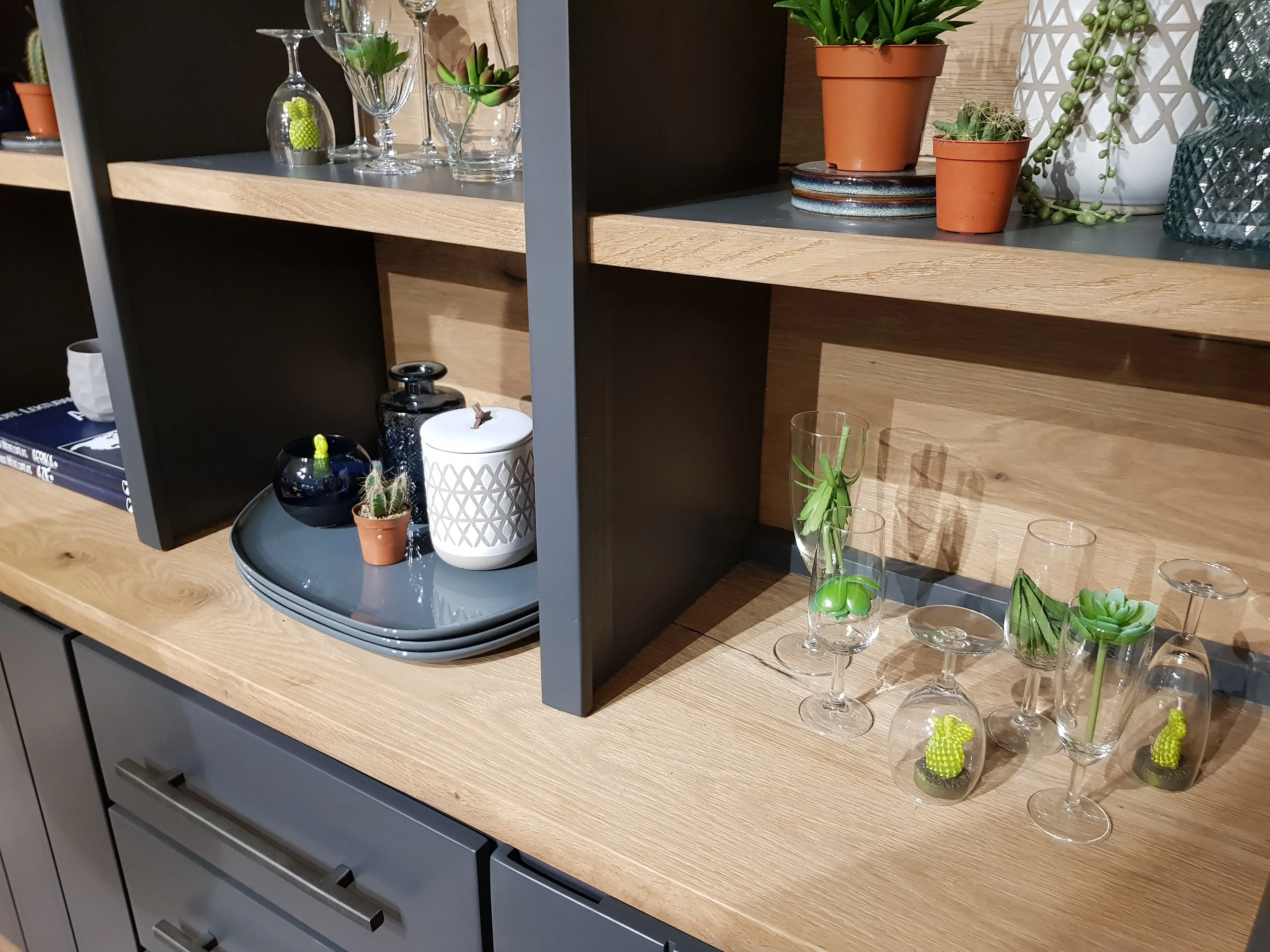 Habufa Jardin Buffet Display Cabinet