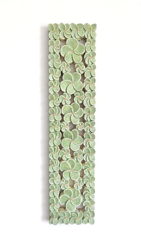 Home Decor: Wall Hanging.
Hand Carved Wooden panel with floral motifs.