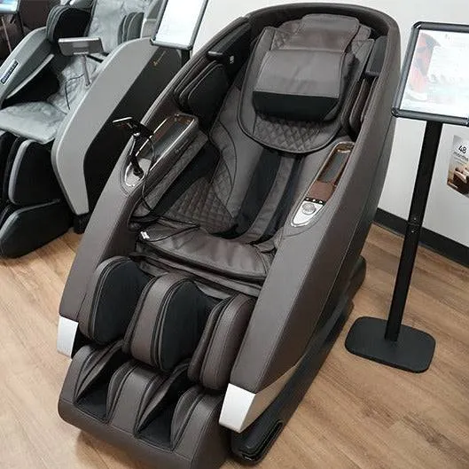 Human Touch Super Novo | Floor Model Closeout