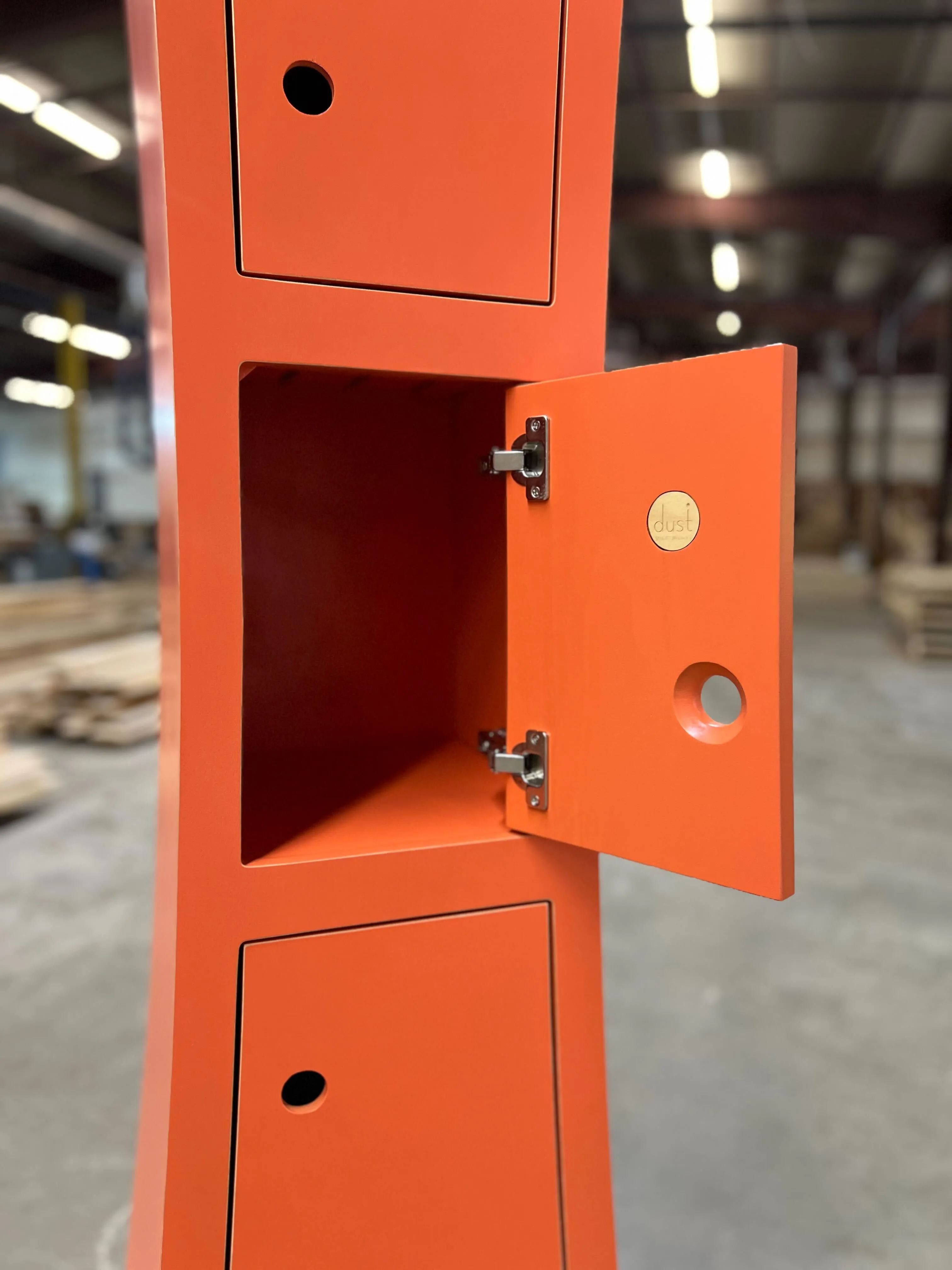 L'Étoile - The Star Cabinet