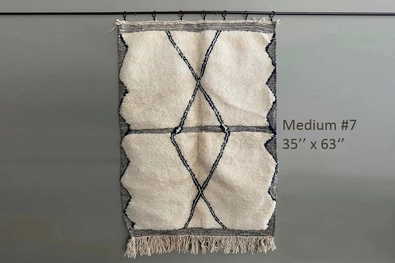 Moroccan Beni Ourain Berber Rug - Handmade - Medium Size