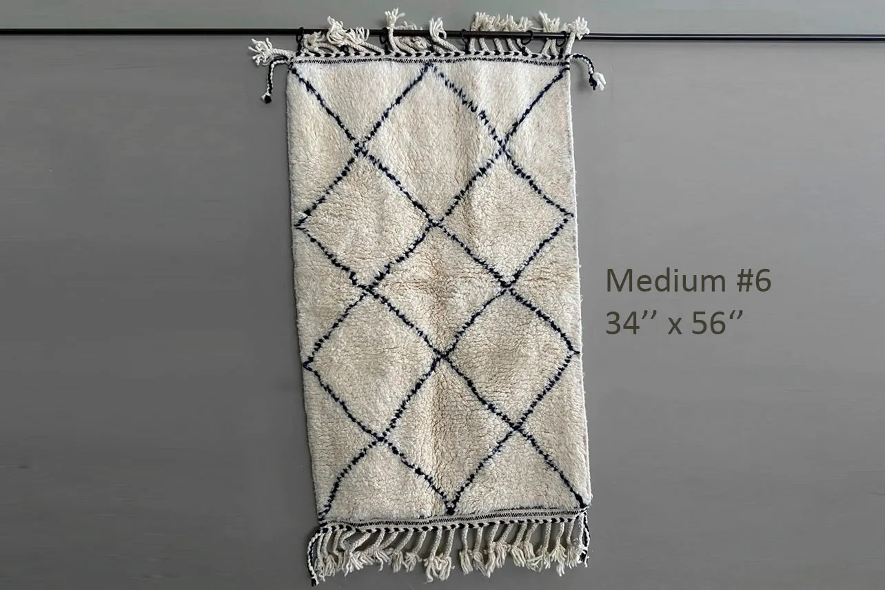 Moroccan Beni Ourain Berber Rug - Handmade - Medium Size