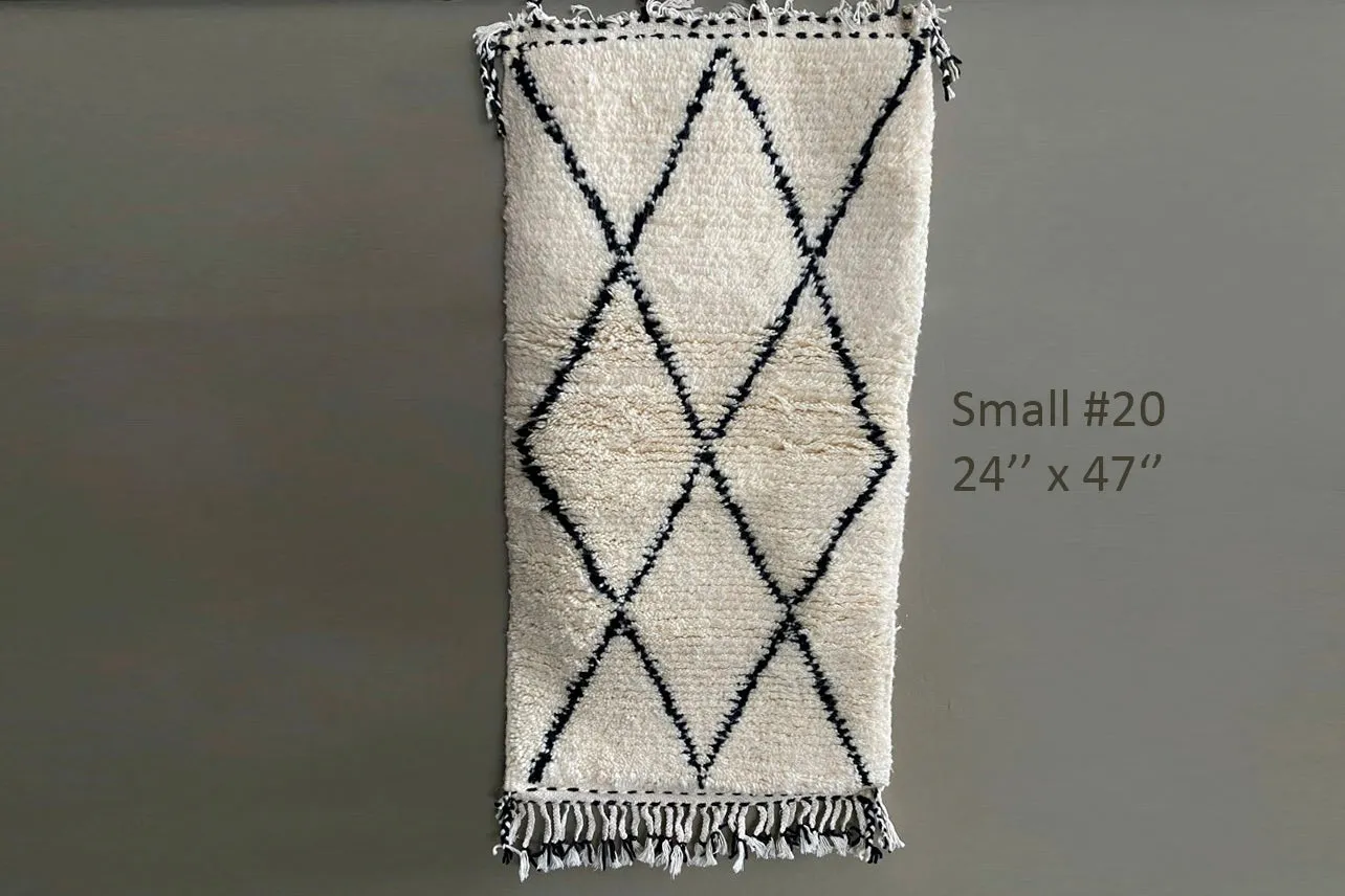 Moroccan Beni Ourain Berber Rug - Handmade - Small Size