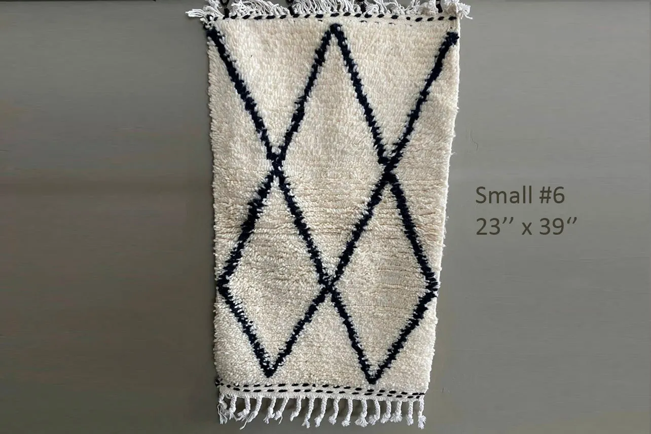 Moroccan Beni Ourain Berber Rug - Handmade - Small Size