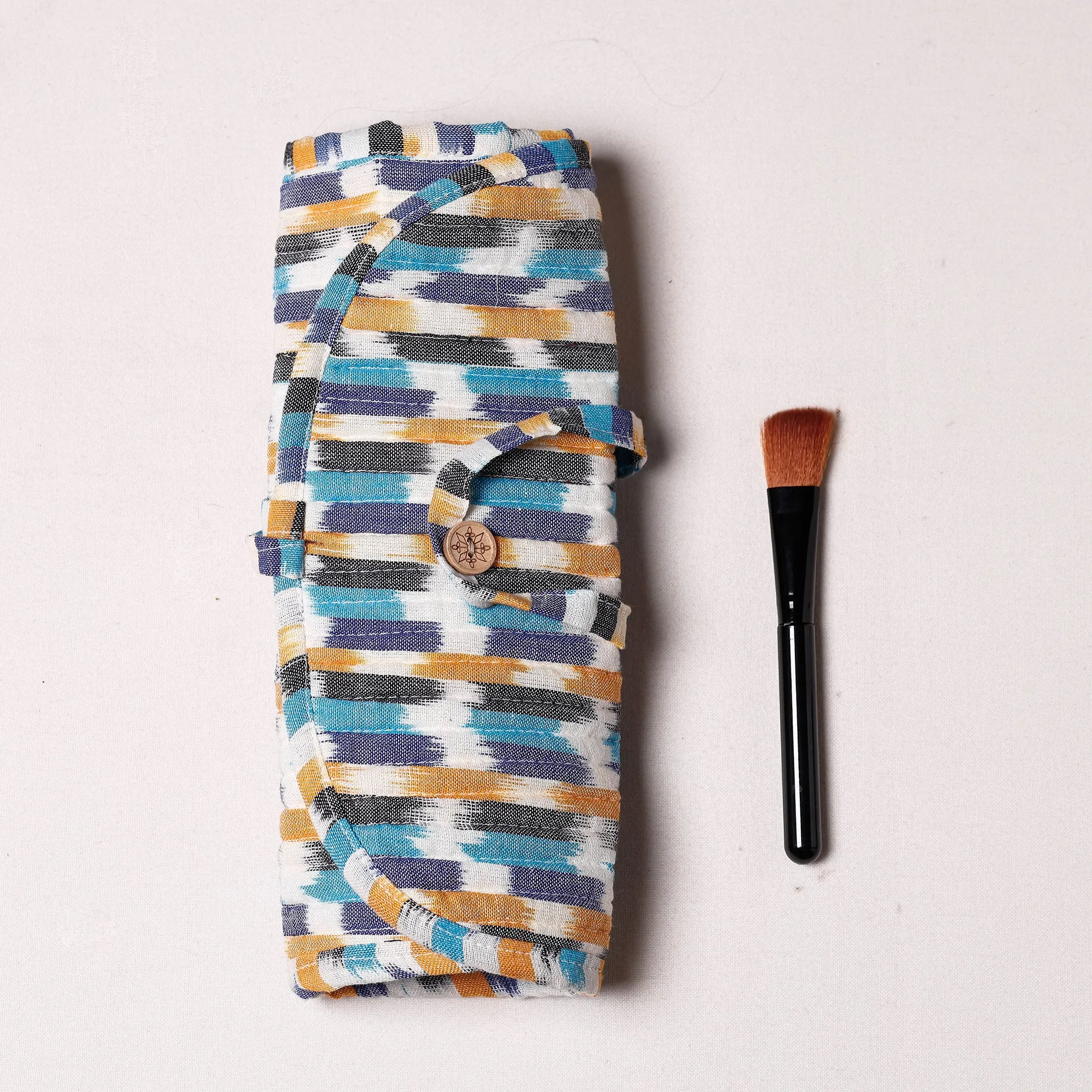 Multicolor - Ikat Fabric Multipurpose Segmented Make-up Brush Wrap Pouch/Case
