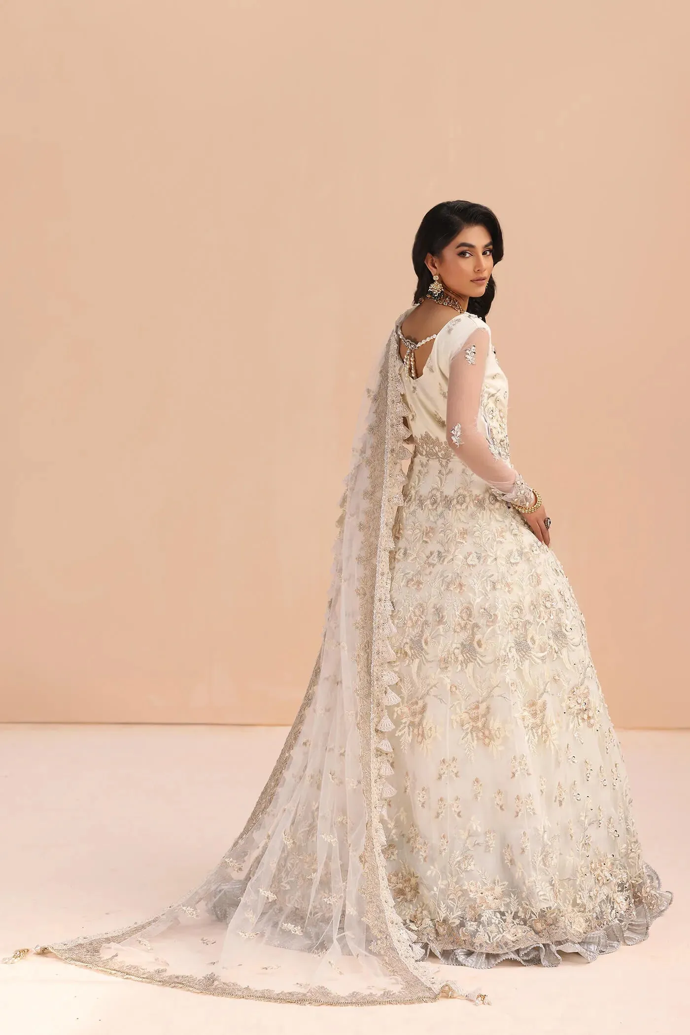 Musferah Saad | Wedding Secret Treasure  | IVORY ELEGANCE