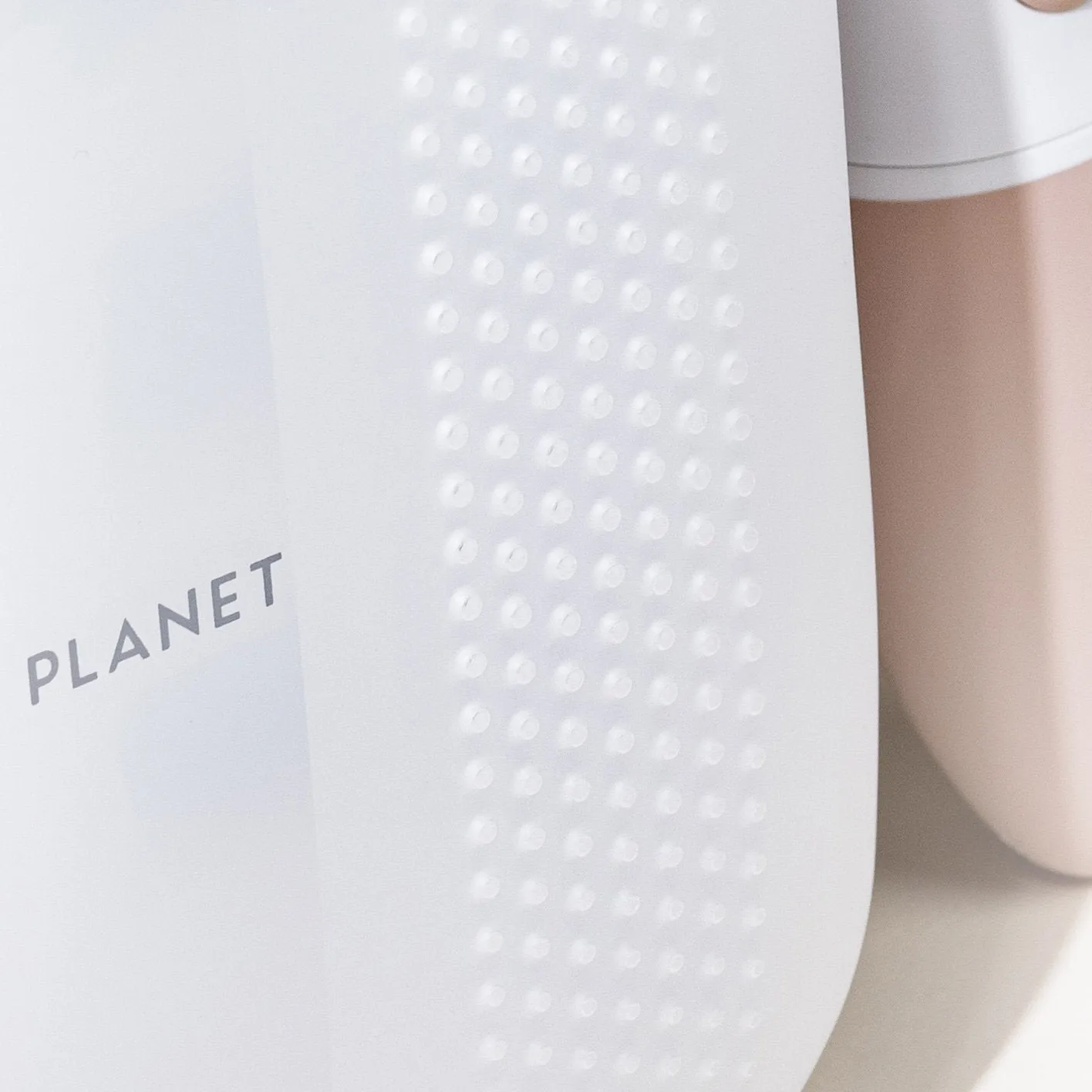 Raedia Bogo | Facial Cleansing Brush.