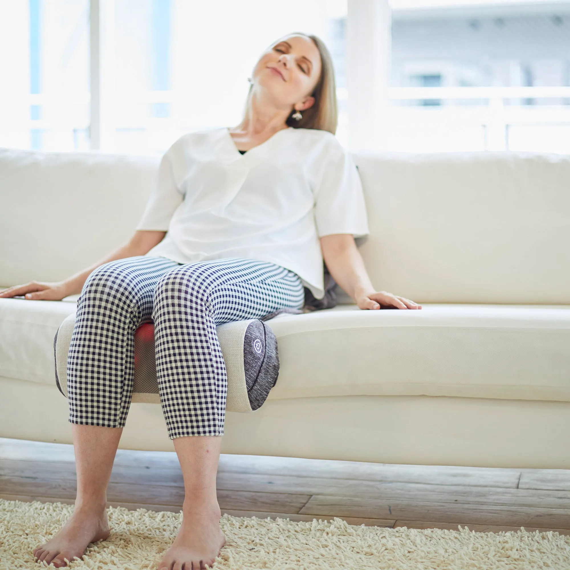 Synca Corron - Premium Roll Up Massager