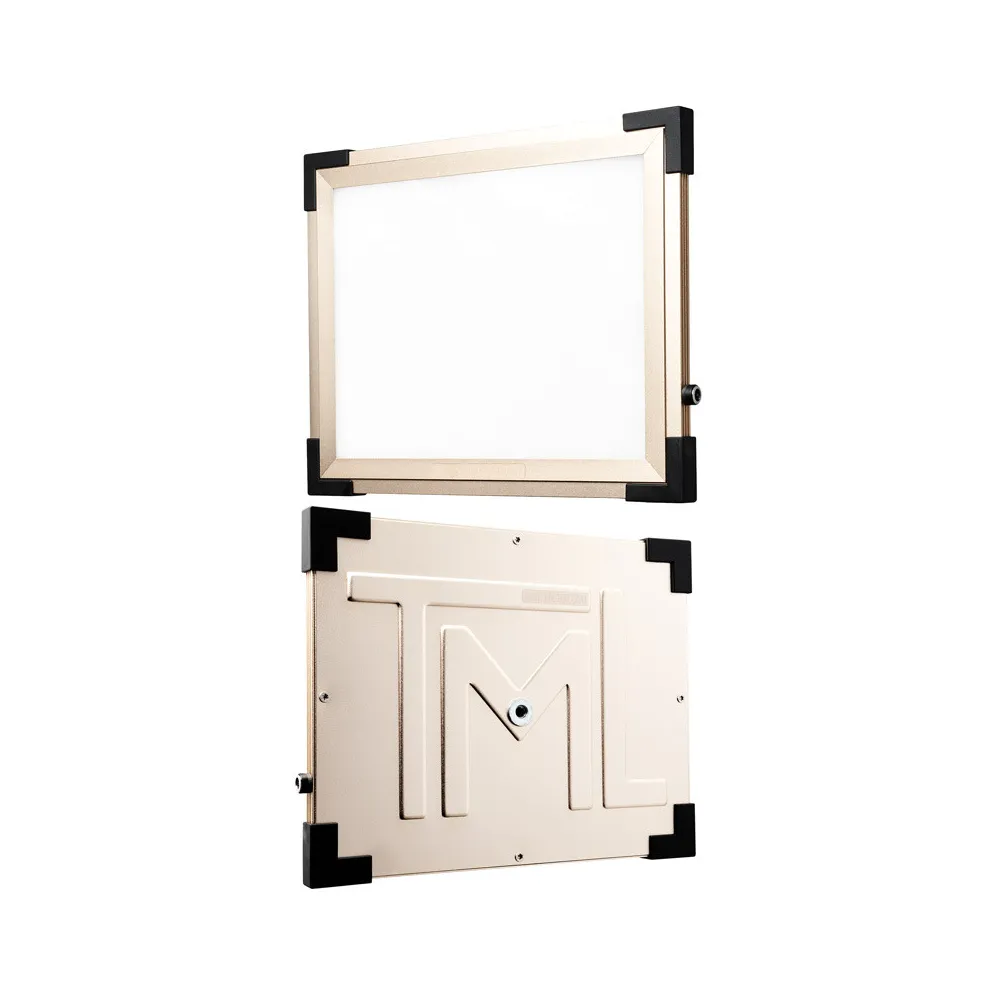 The Makeup Light Key Light 2.0 Master Package Gold
