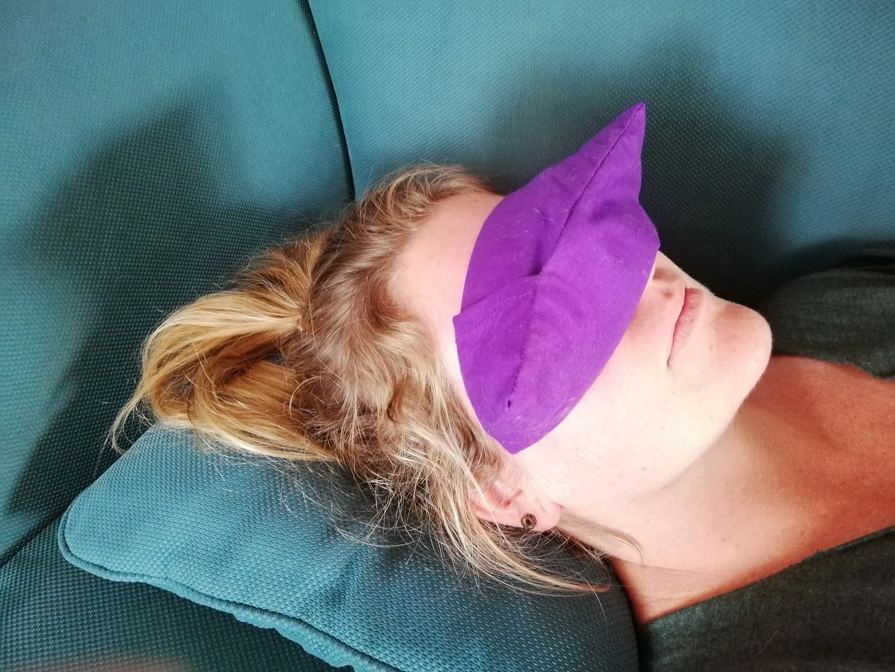 Zafu meditation cushion & Devine Dreams Eye Pillow  - fr.incl